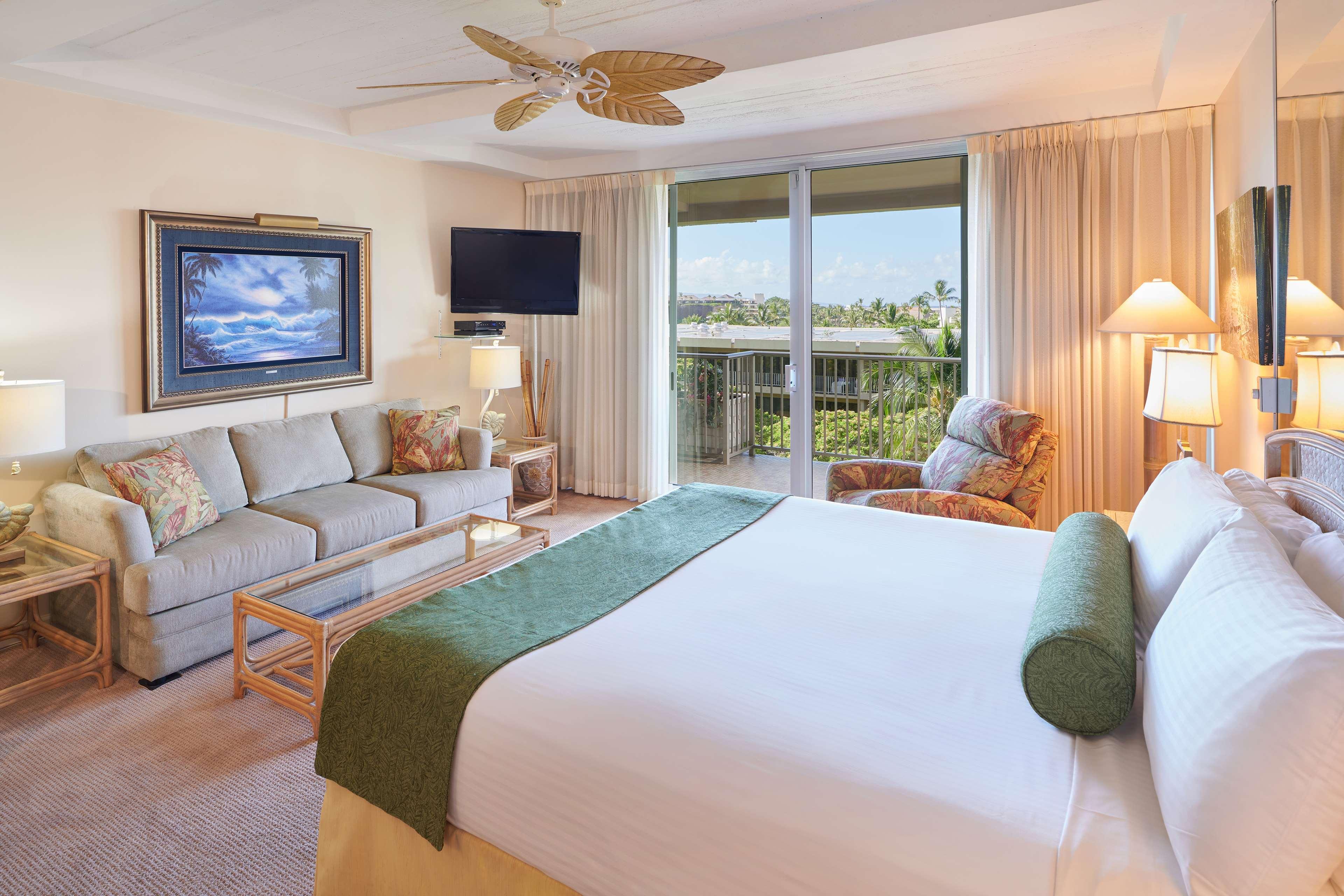 Aston At The Whaler On Kaanapali Beach Lahaina Exterior photo