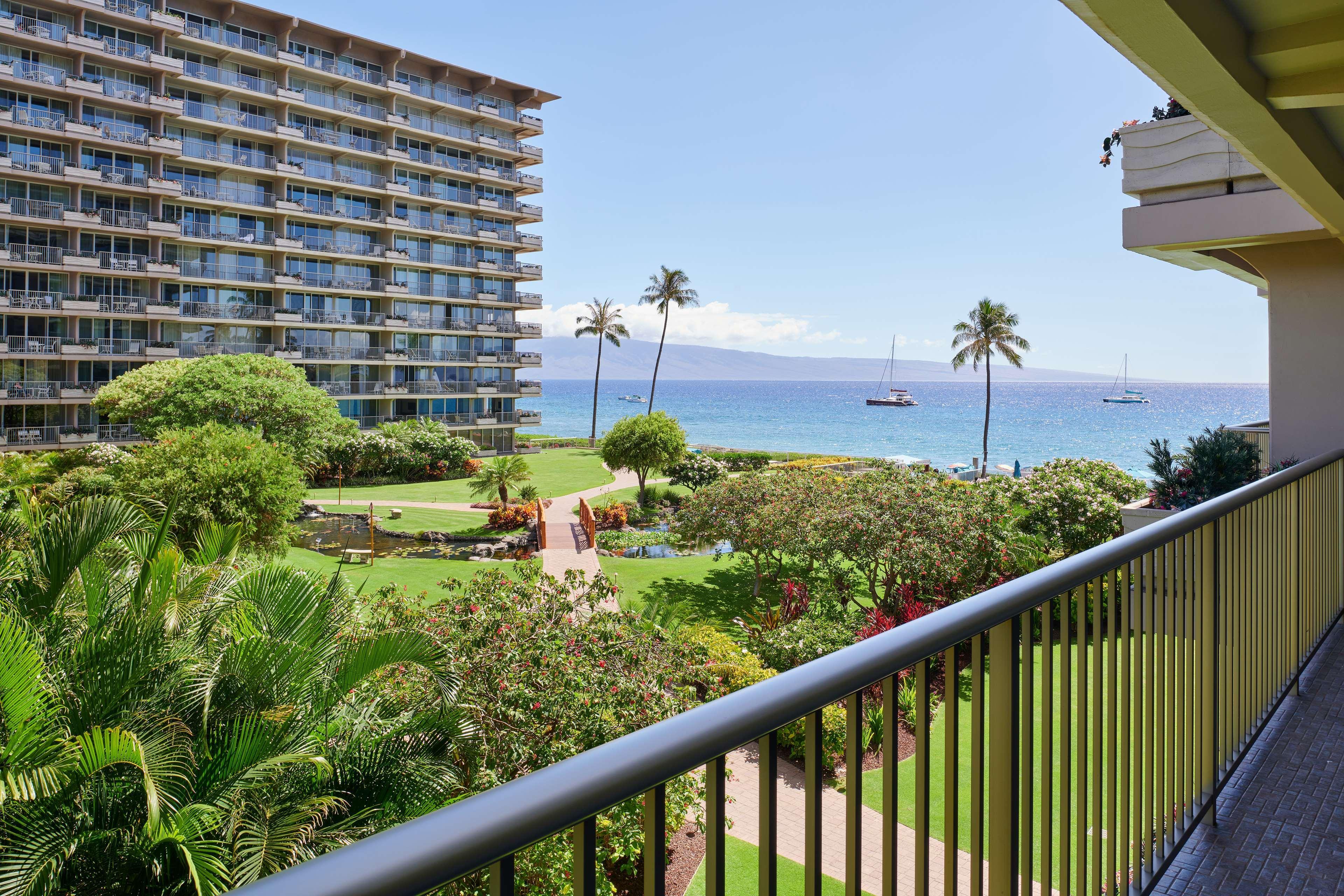 Aston At The Whaler On Kaanapali Beach Aparthotel Lahaina Exterior photo